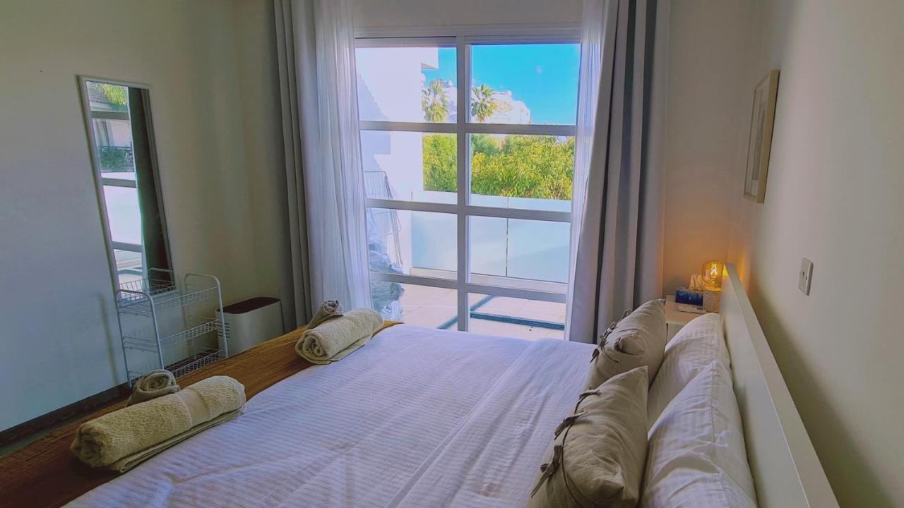 Stay Downtown Retreat リマソール エクステリア 写真