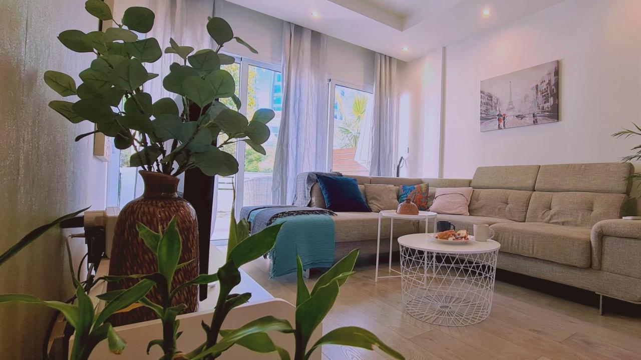 Stay Downtown Retreat リマソール エクステリア 写真