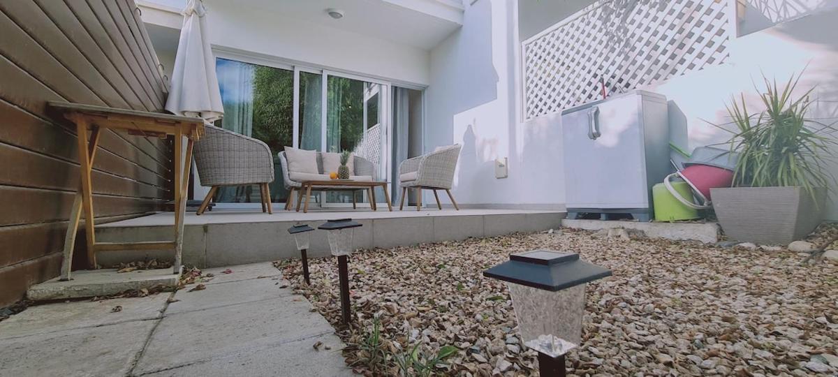 Stay Downtown Retreat リマソール エクステリア 写真